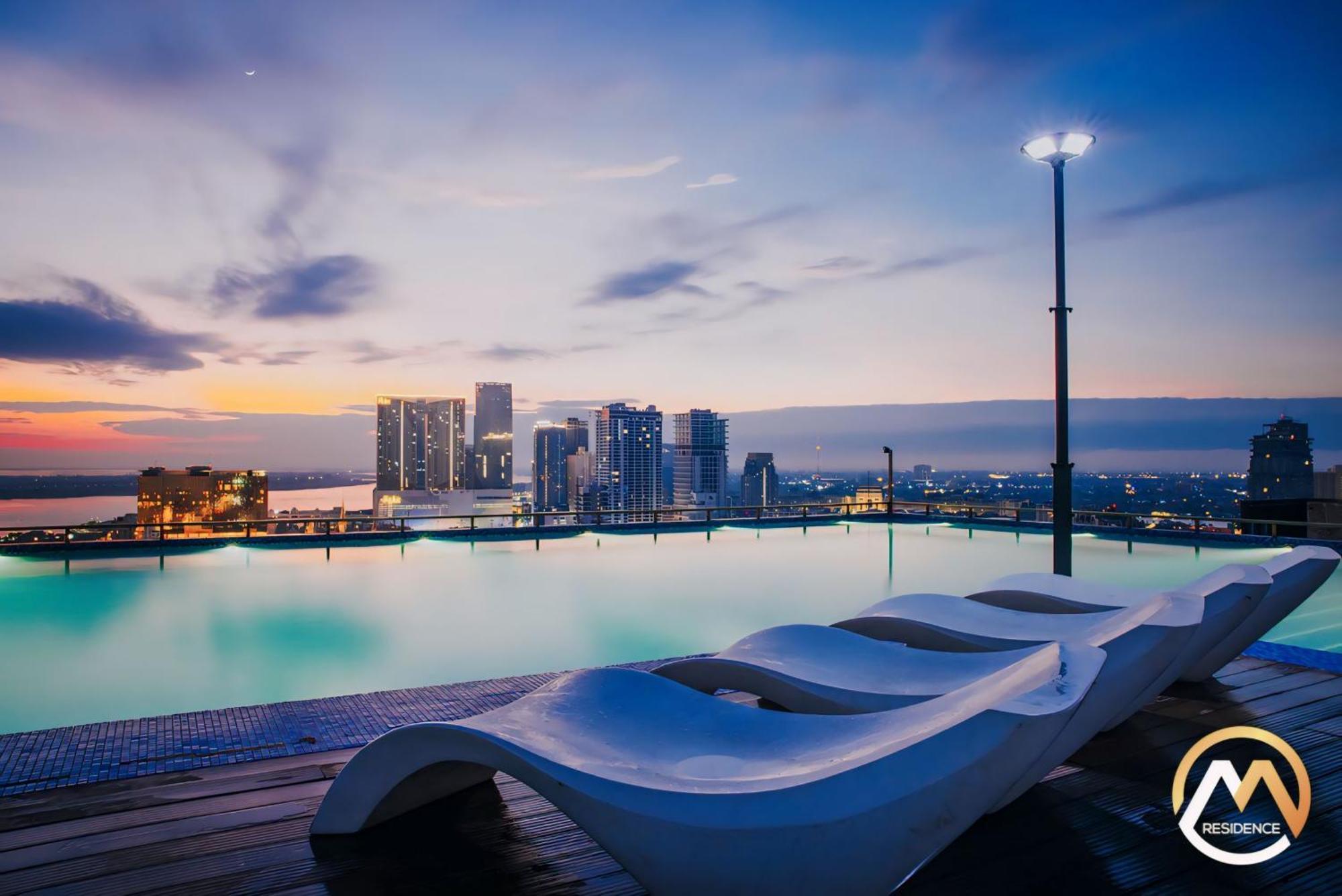 Hotel Serviced Condo Unique Infinity Pool With Mekong River View Phnom Penh Zewnętrze zdjęcie